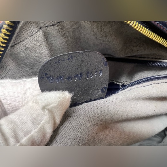 Gucci Bamboo Blue Patent Leather Bag with Long Strap,bamboo zipper pull - Picture 11 of 13